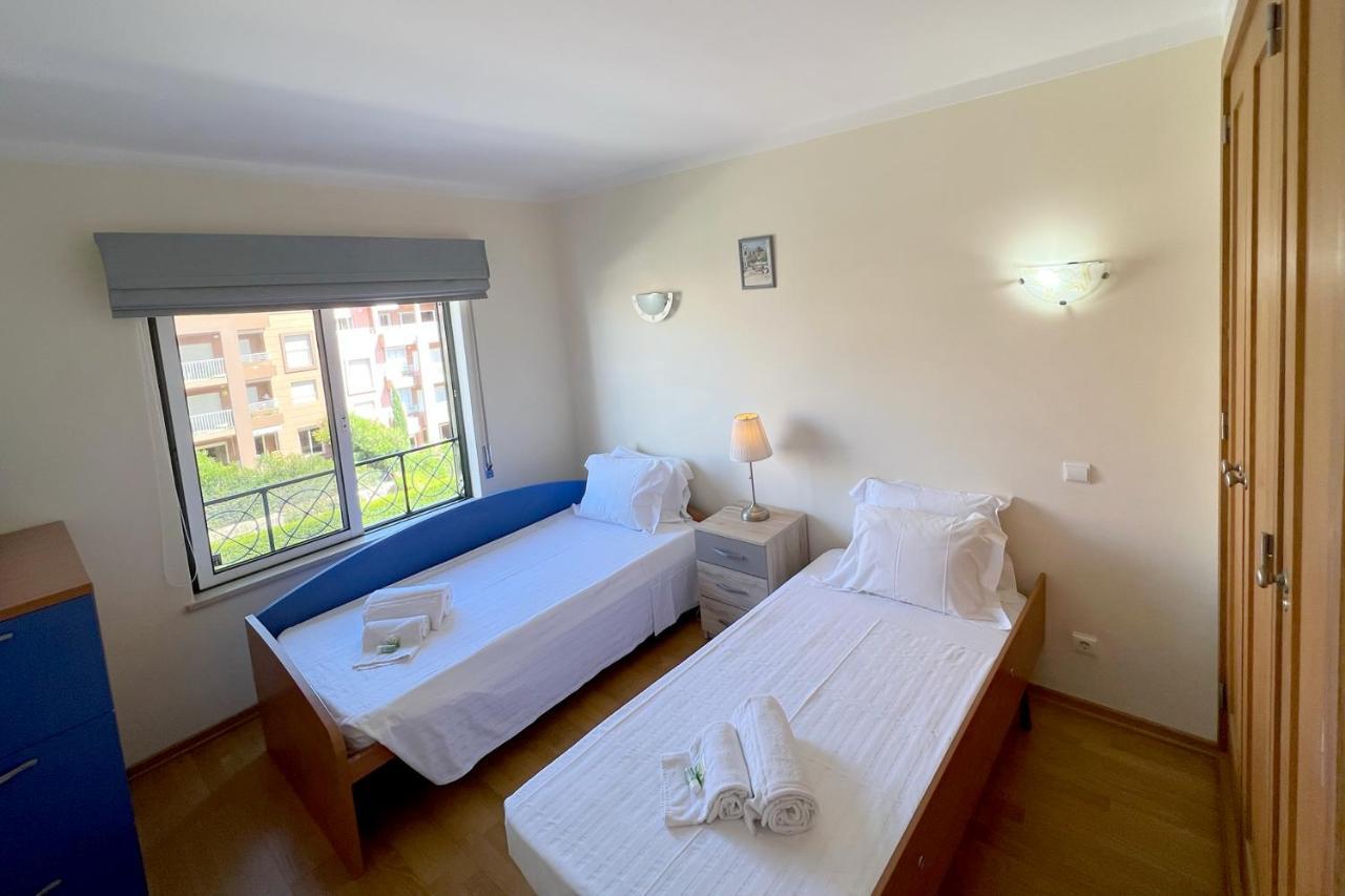 Apartment By The Beach With Parking And Wifi By Amcf Portimão Zewnętrze zdjęcie
